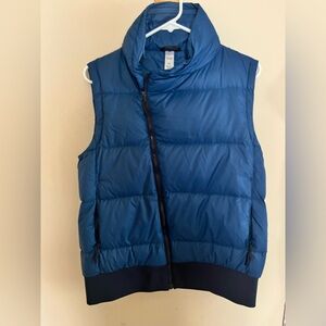 Oiselle Navy Blue Quilted Vest